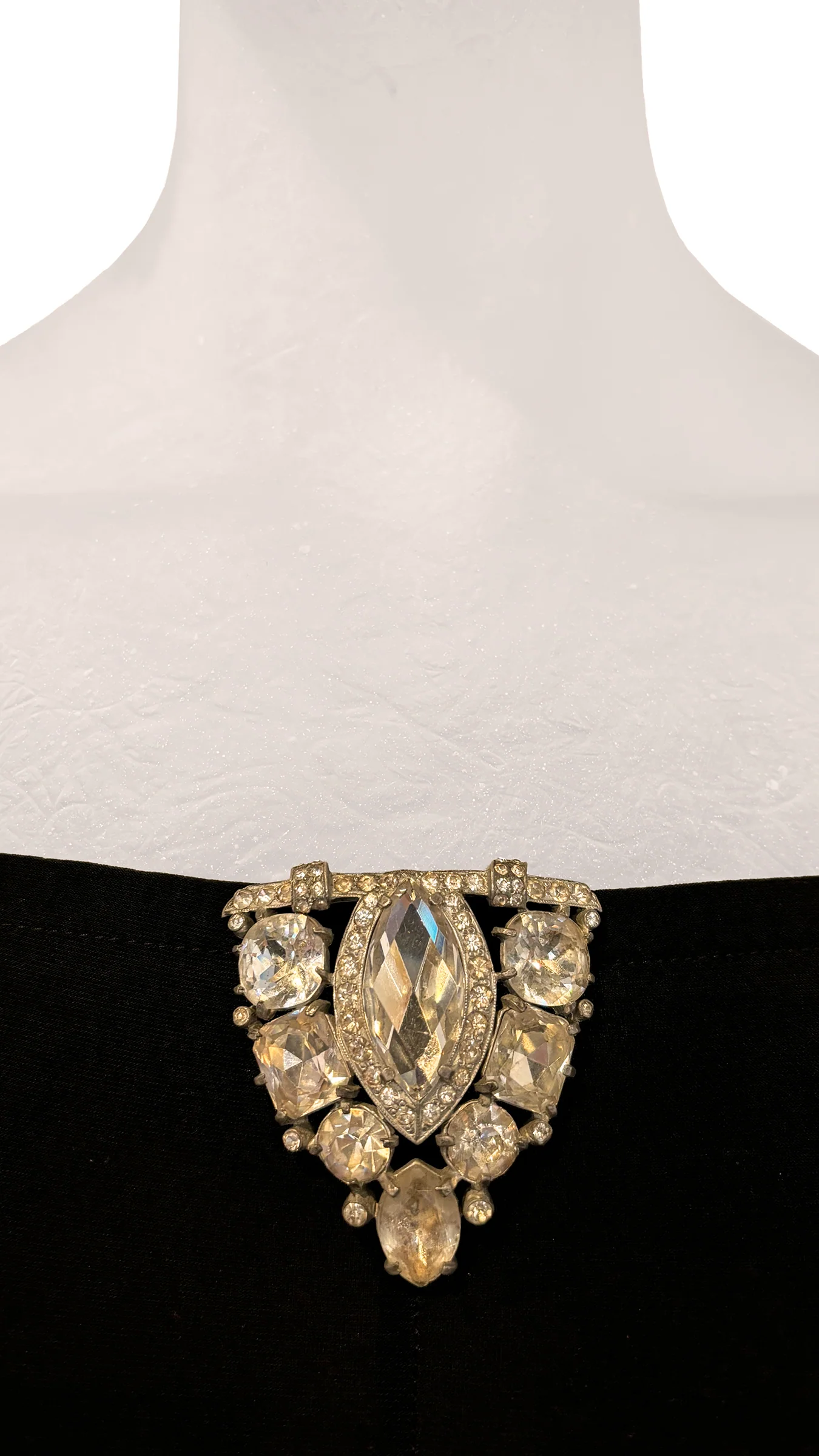 EISENBERG STONE BROOCH - Image 3