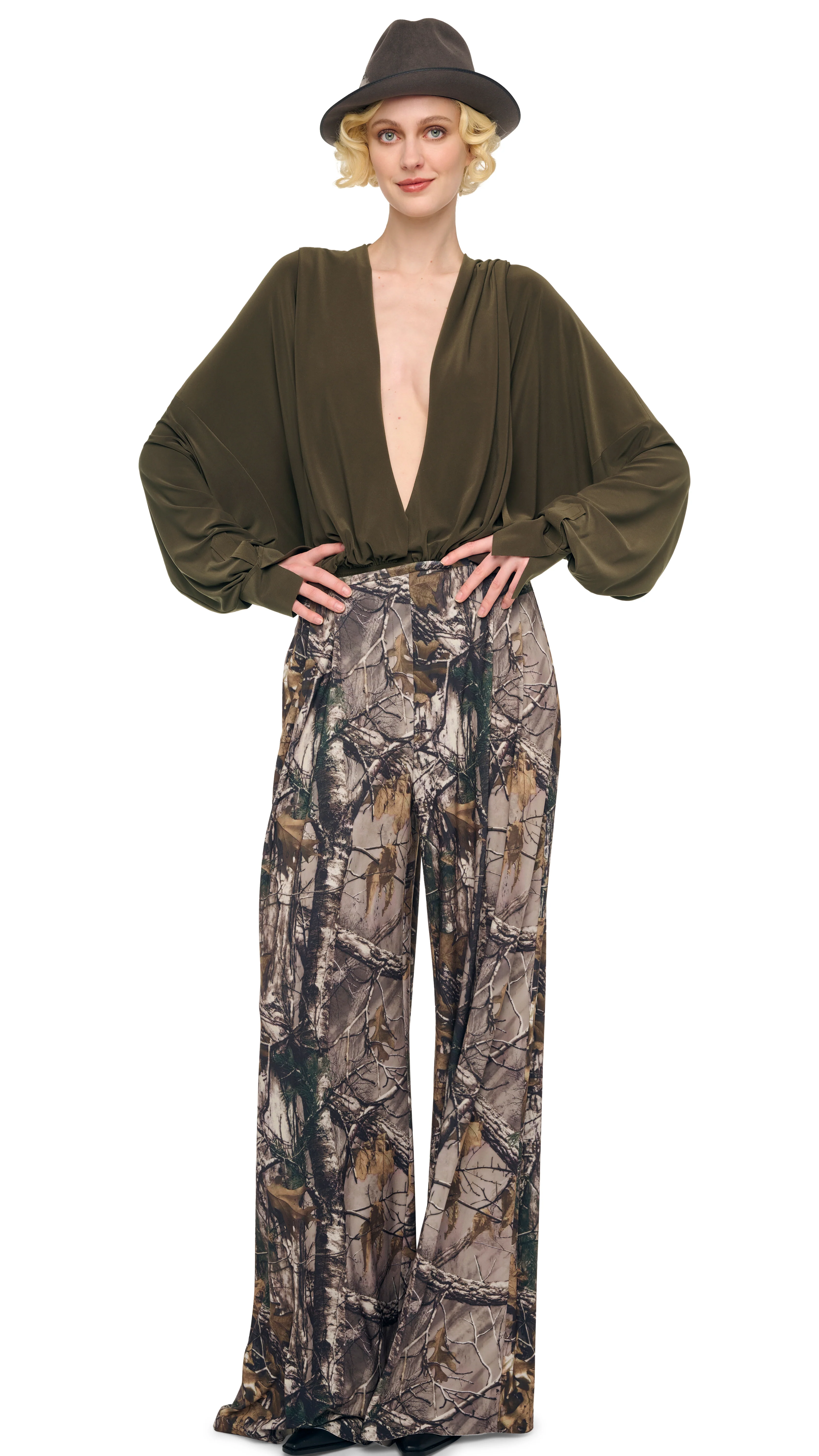 HOODED SUPER OS BF NK SHIRT BODYSUIT - Image 4