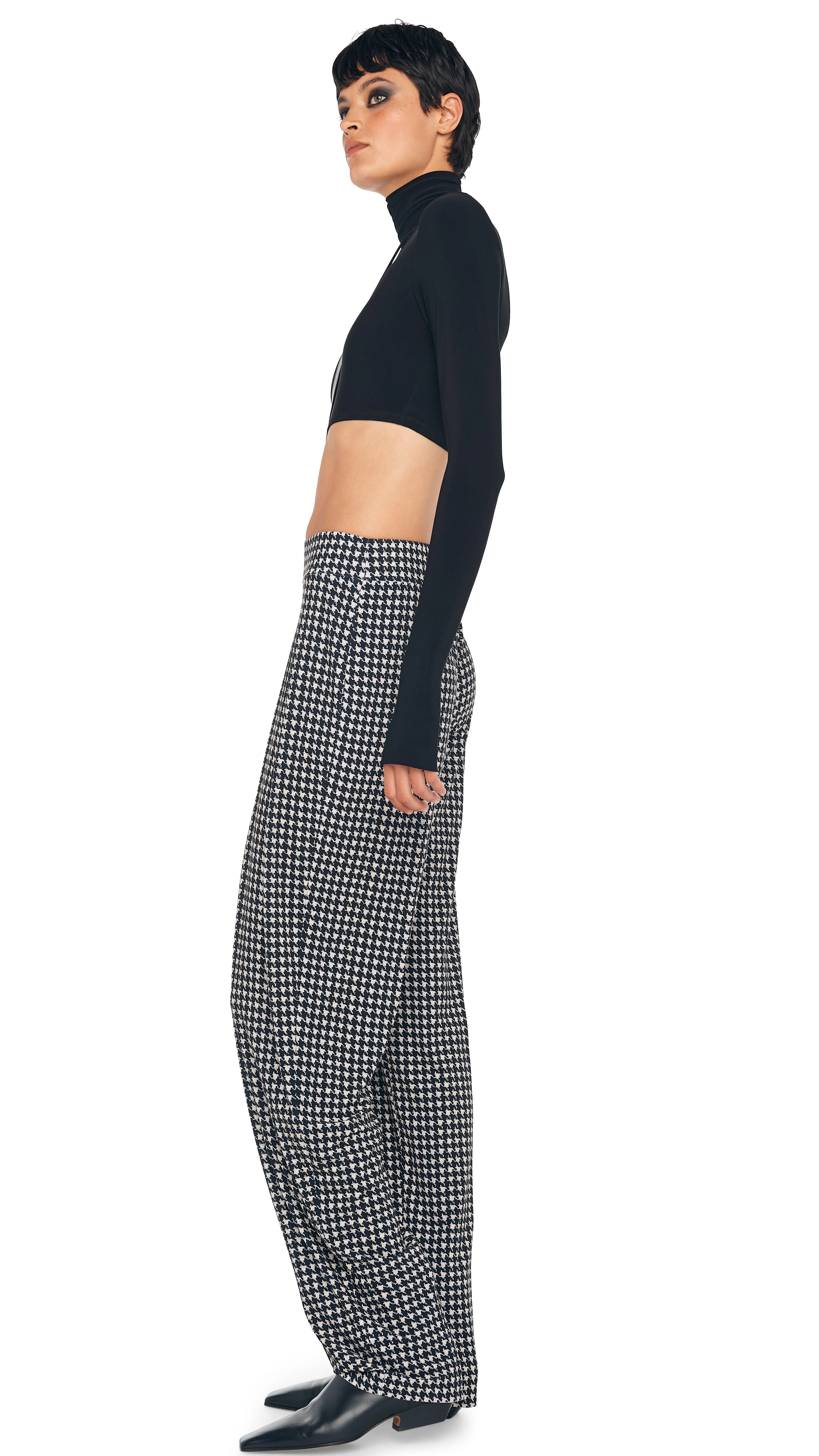 LOW RISE PLEATED TROUSER - Image 2