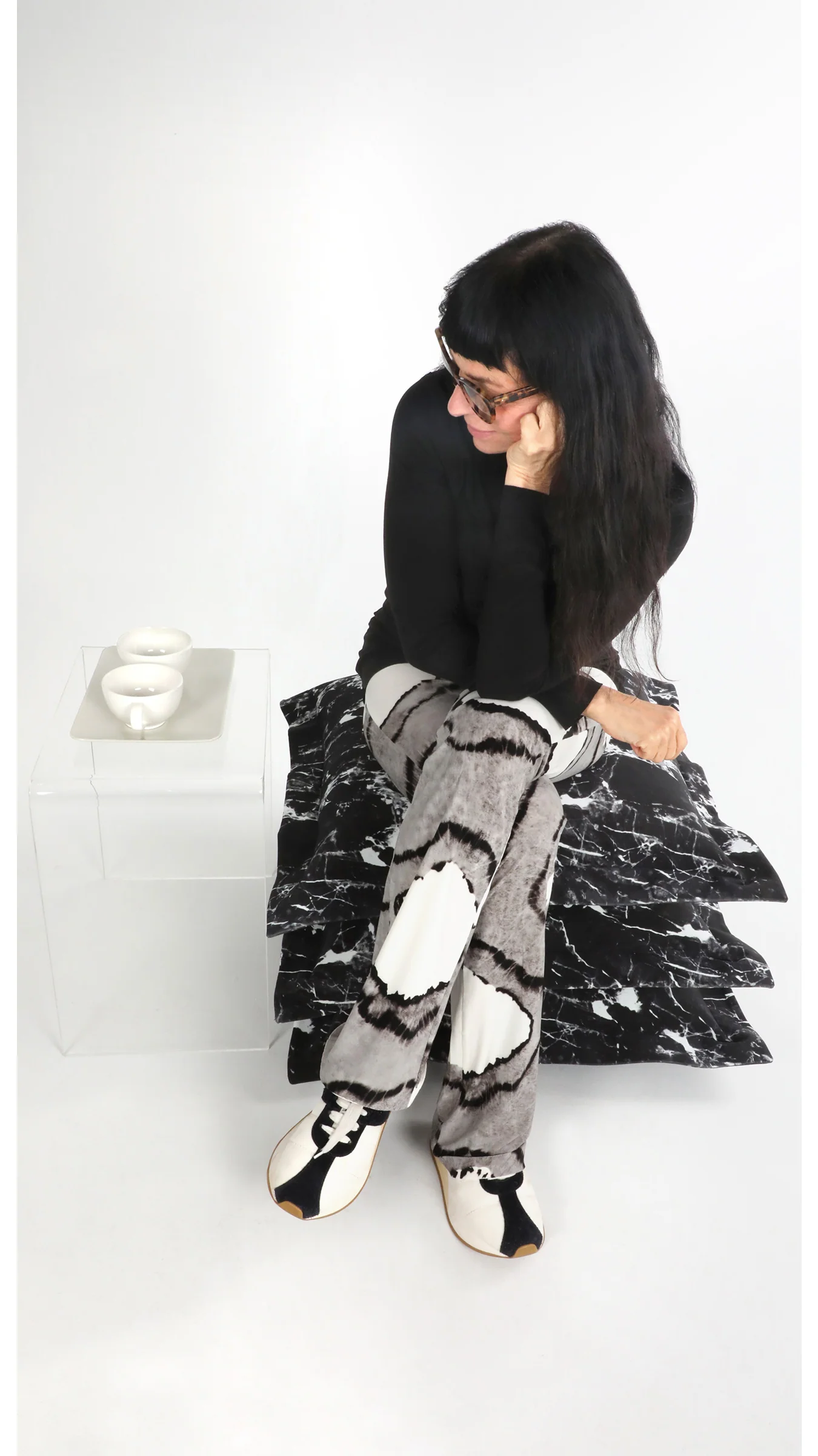 THE PILLOW - Image 2