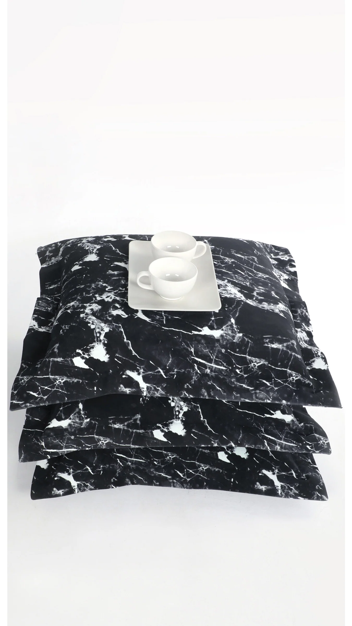 THE PILLOW - Image 3